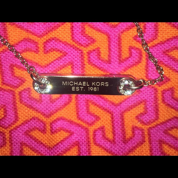 Michael Kors Necklace *BNWT* - Picture 7 of 8